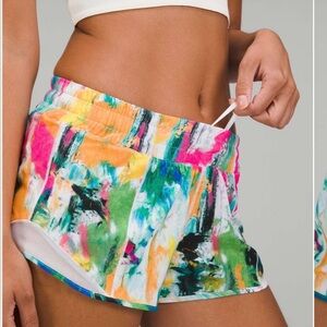 Women’s Multicolor Abstract Print Athletic Shorts